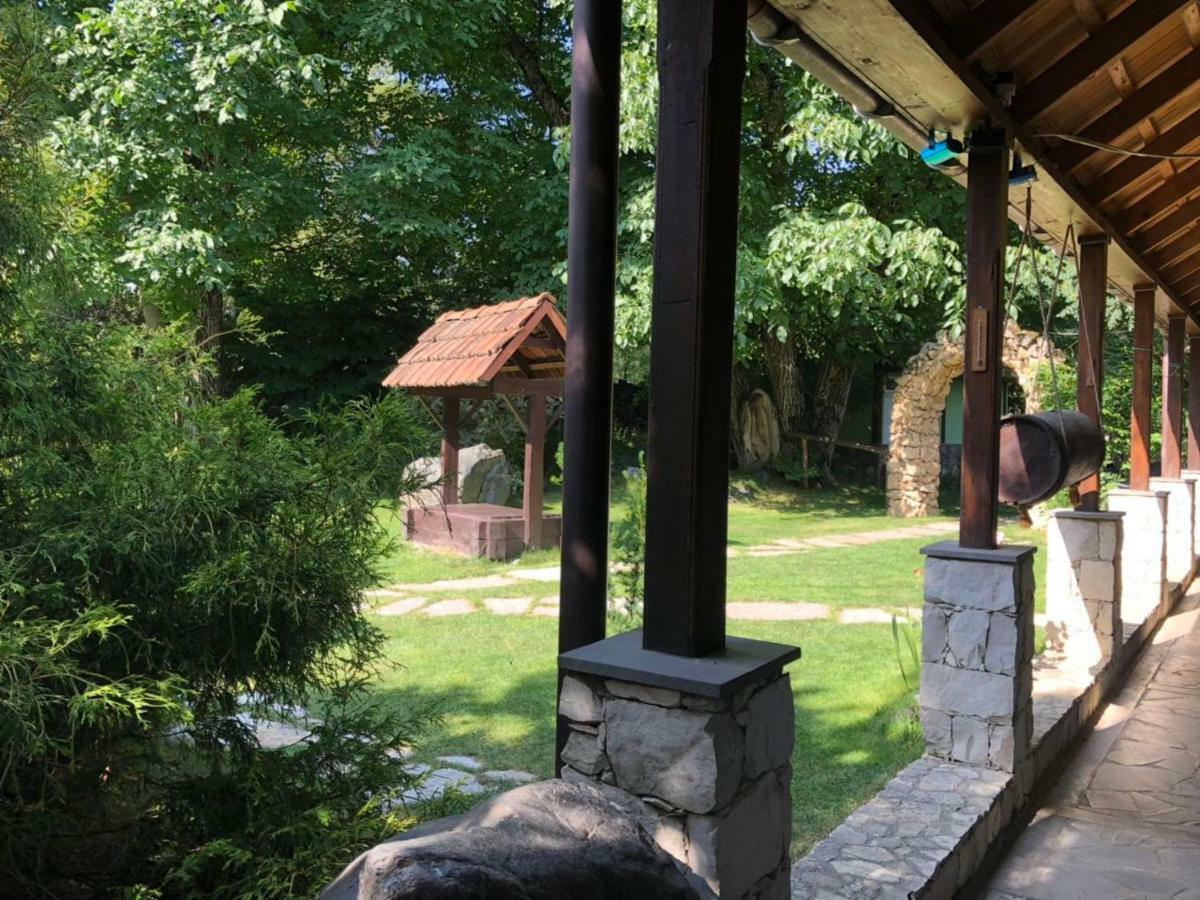 Eco Garden Hotel Dilidzjan Buitenkant foto